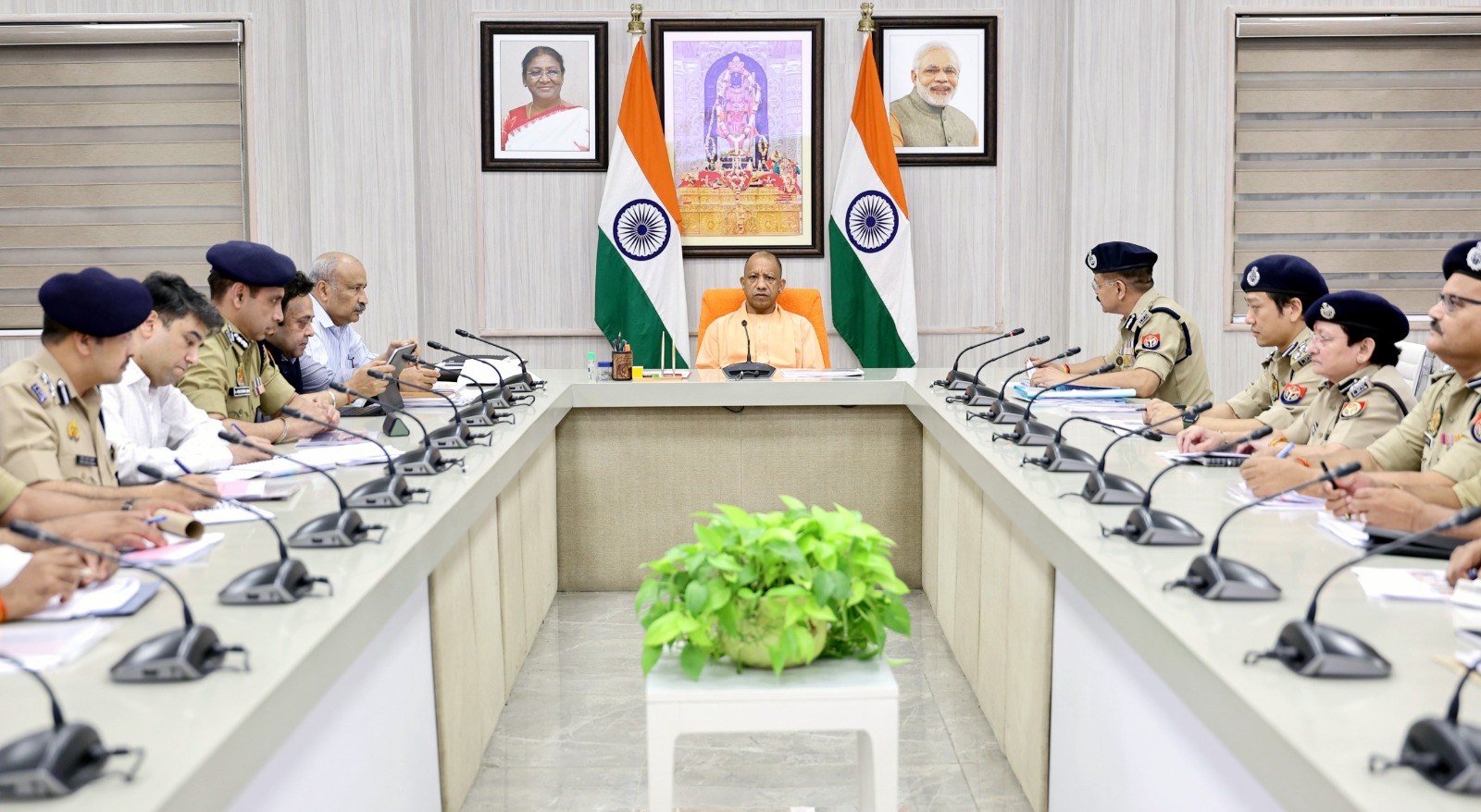 मुख्यमंत्री योगी आदित्यनाथ जी के नेतृत्व में ‘नए उत्तर प्रदेश’ में सुशासन, सुरक्षा और समग्र विकास को नई गति मिल रही है